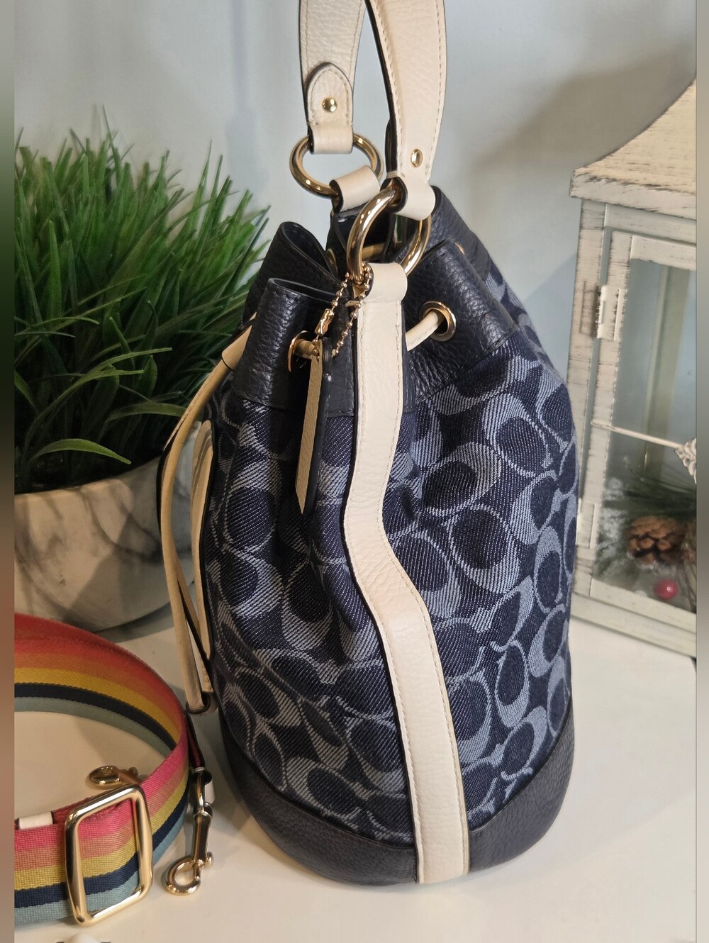Coach Dempsey Drawstring Bucket Bag in Signature Denim - Picture 5 of 12